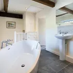 Fold Cottage, Outgate Near Ambleside * Hawkshead